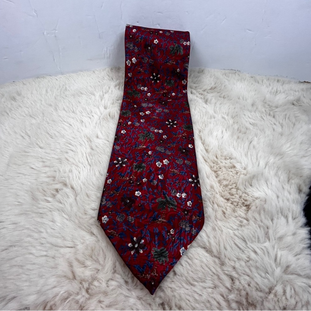 Dior Red‎ and Green Floral Tie